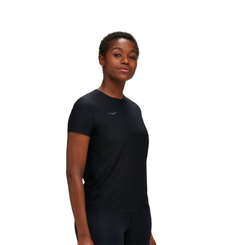_0008_S24_AiroliteRunShortSleeve1151084-BLK_01